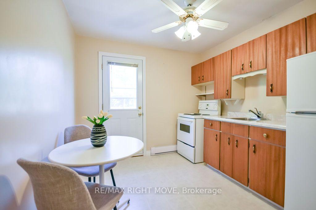 Photo 20 of 94 Fittons Road E, Orillia — HOMEH