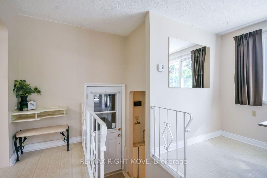 Photo 28 of 94 Fittons Road E, Orillia — HOMEH