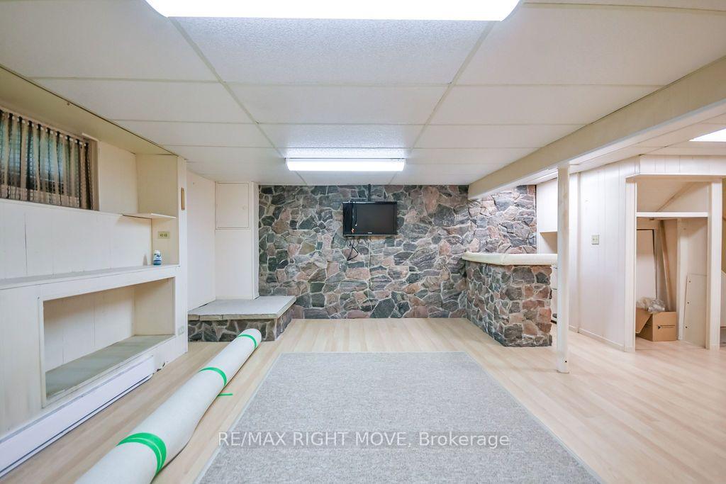 Photo 30 of 94 Fittons Road E, Orillia — HOMEH