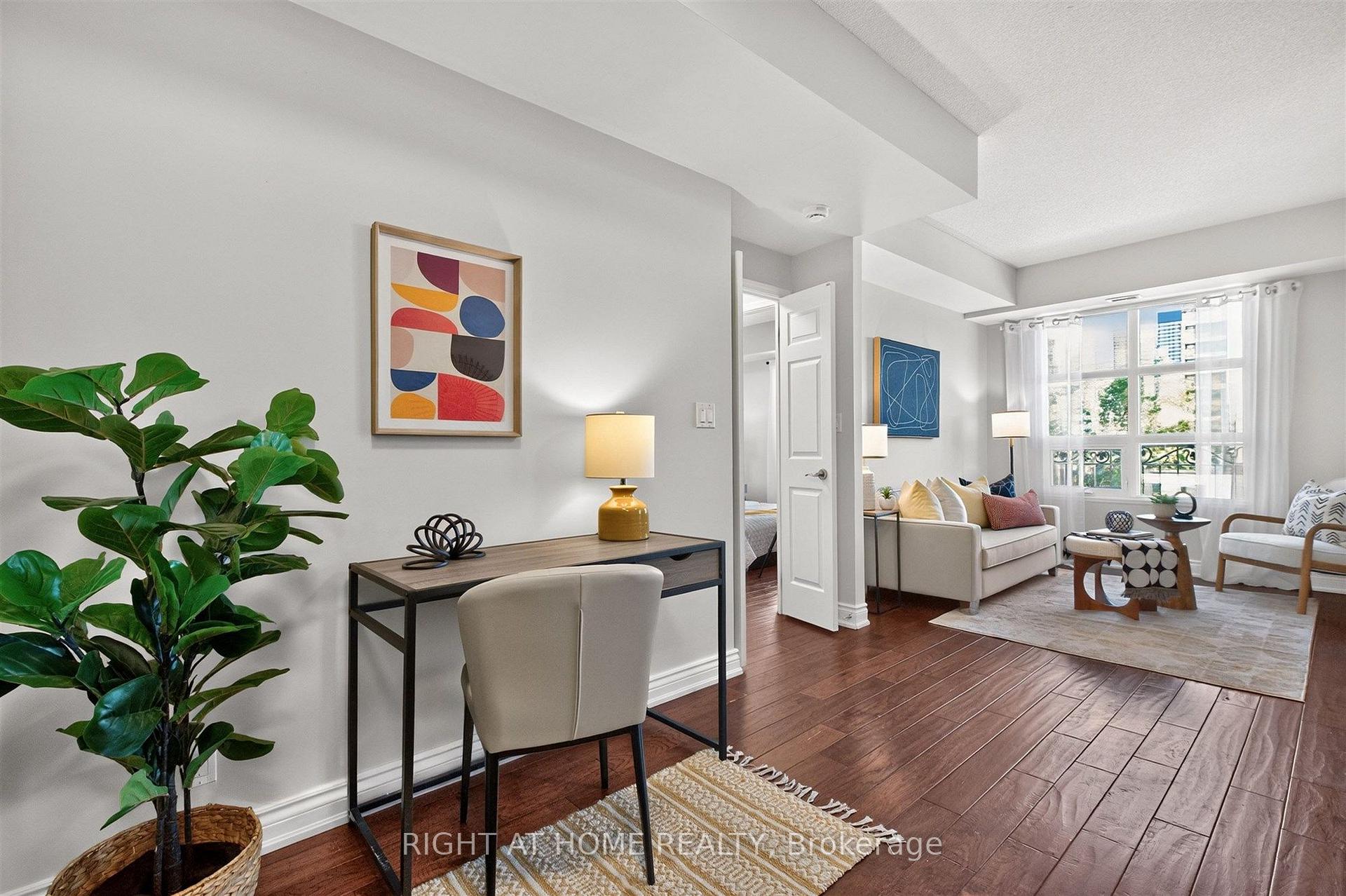 Photo 11 of Unit 504, 650 Mount Pleasant Road, Toronto, Mount Pleasant West — HOMEH