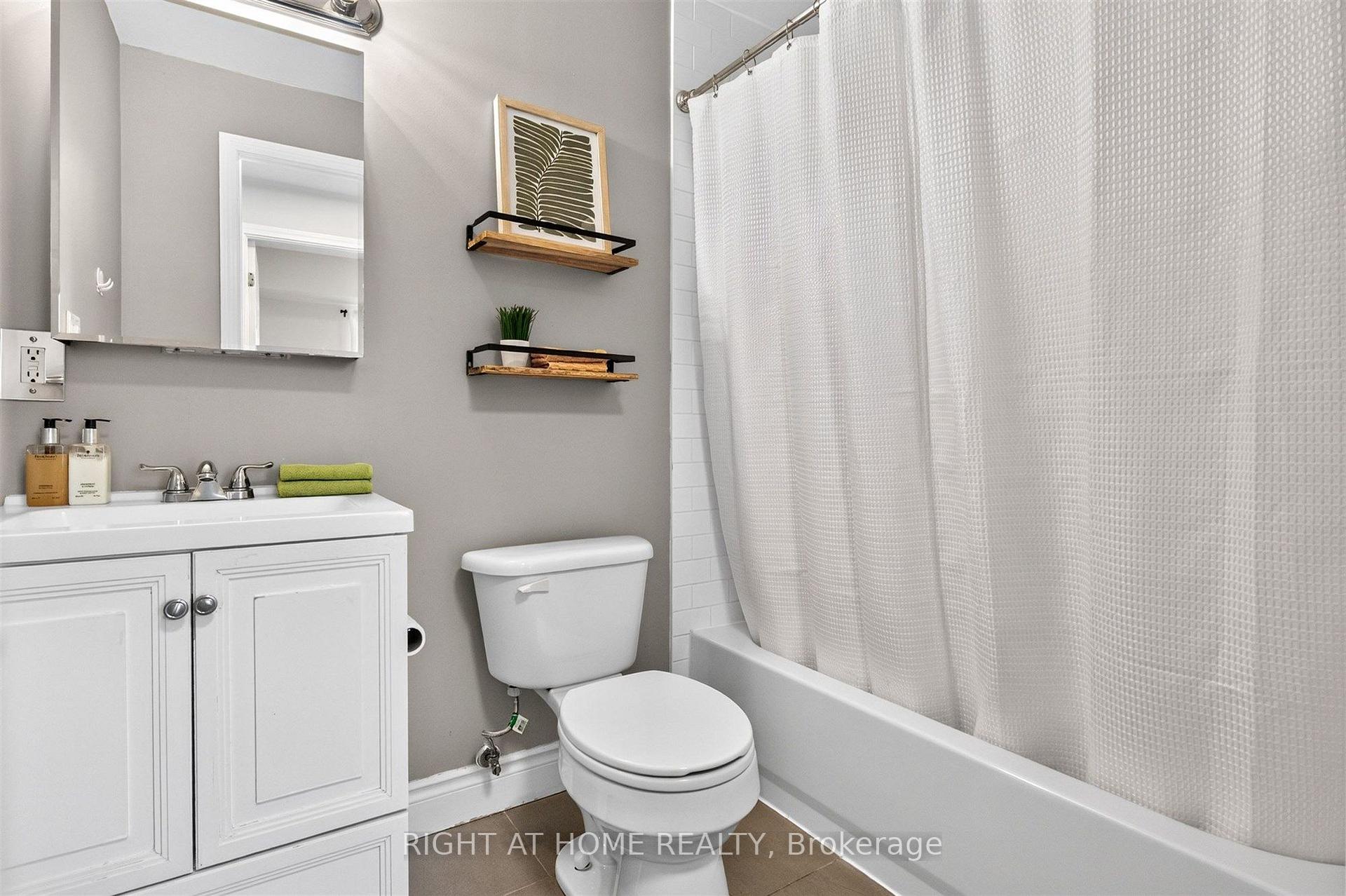 Photo 24 of Unit 504, 650 Mount Pleasant Road, Toronto, Mount Pleasant West — HOMEH