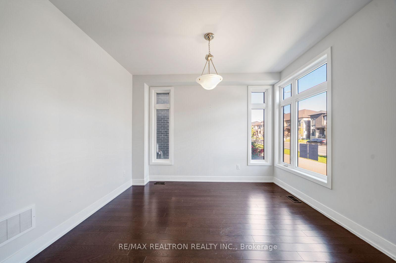 Photo 6 of 208 Coronation Road, Whitby, Rural Whitby — HOMEH