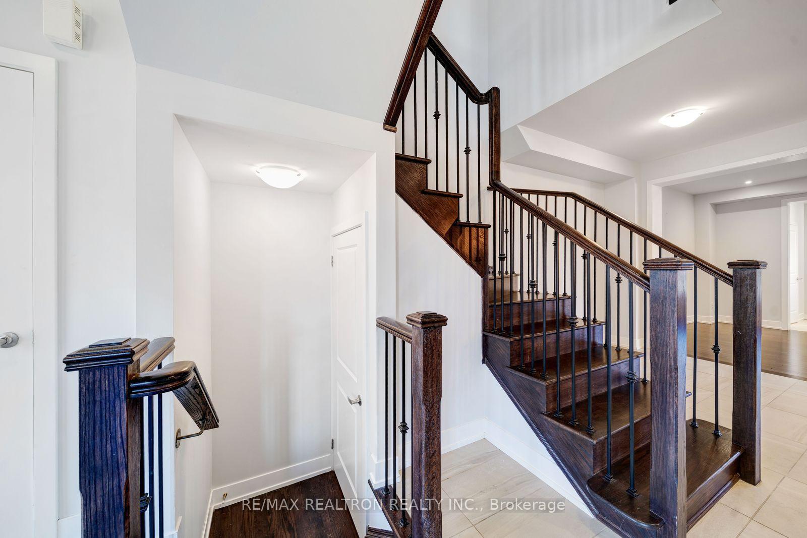 Photo 9 of 208 Coronation Road, Whitby, Rural Whitby — HOMEH