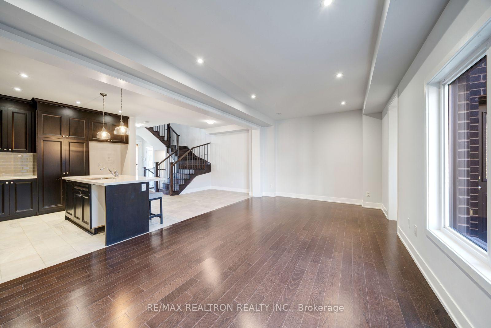 Photo 17 of 208 Coronation Road, Whitby, Rural Whitby — HOMEH