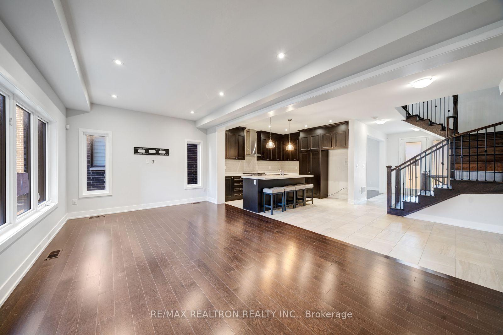 Photo 19 of 208 Coronation Road, Whitby, Rural Whitby — HOMEH