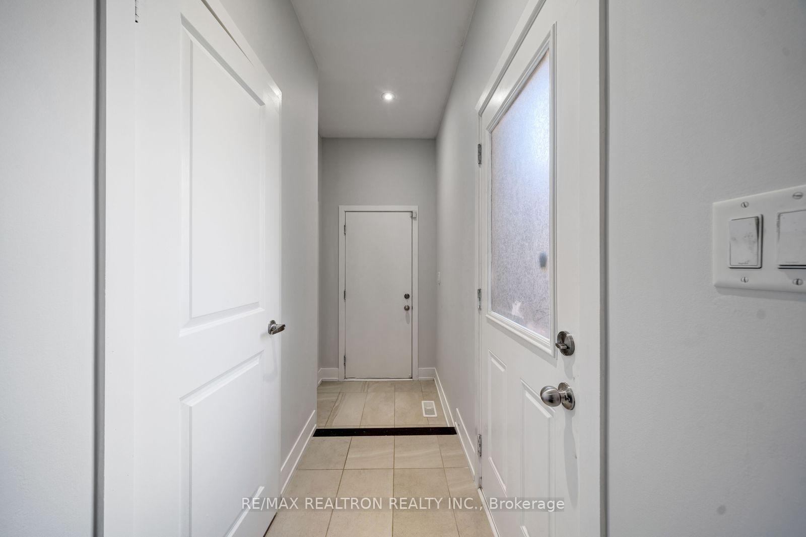 Photo 21 of 208 Coronation Road, Whitby, Rural Whitby — HOMEH