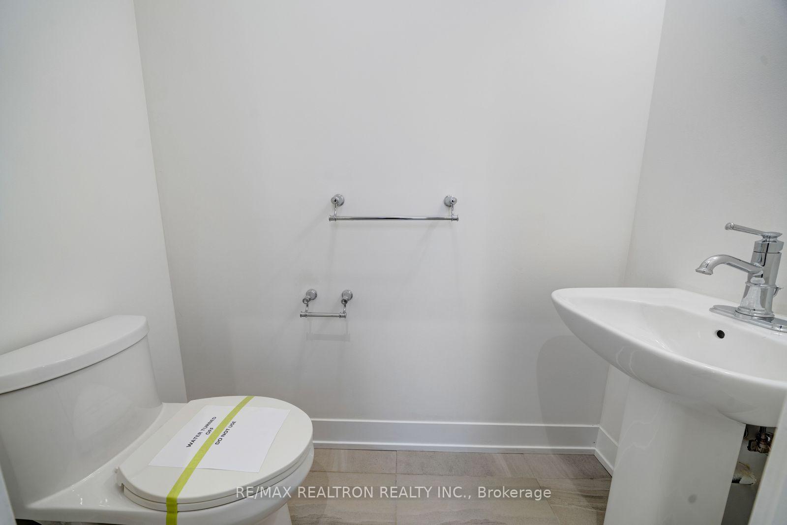 Photo 23 of 208 Coronation Road, Whitby, Rural Whitby — HOMEH