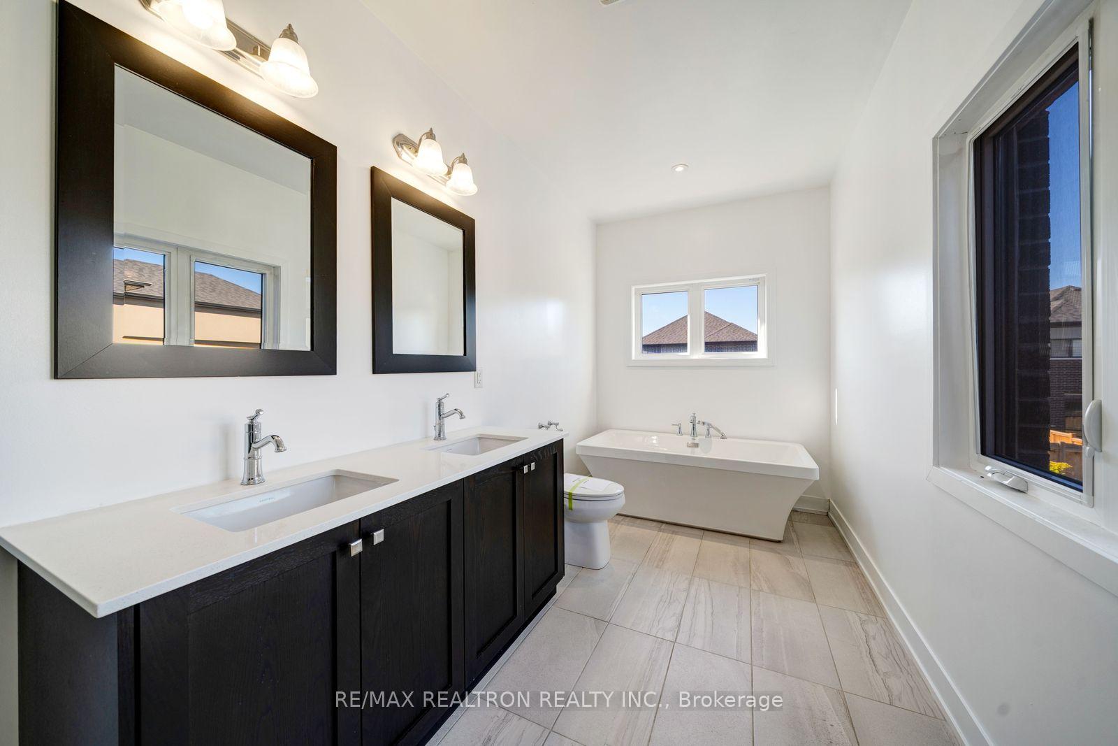 Photo 31 of 208 Coronation Road, Whitby, Rural Whitby — HOMEH