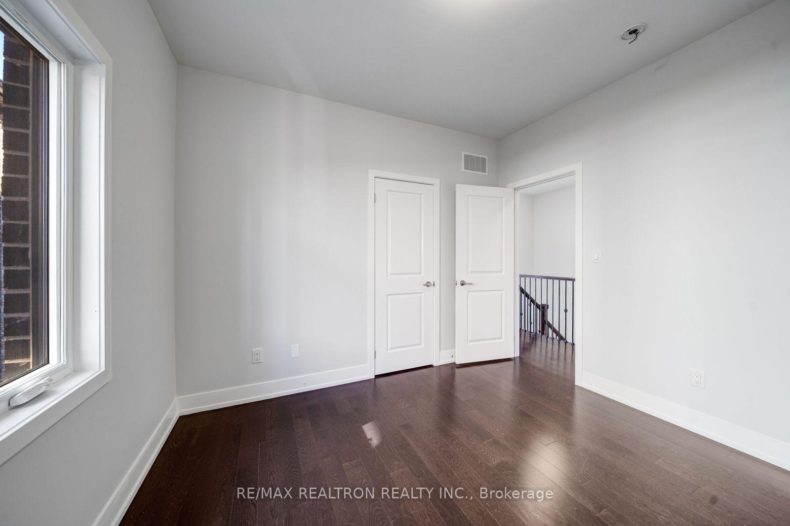 Photo 36 of 208 Coronation Road, Whitby, Rural Whitby — HOMEH