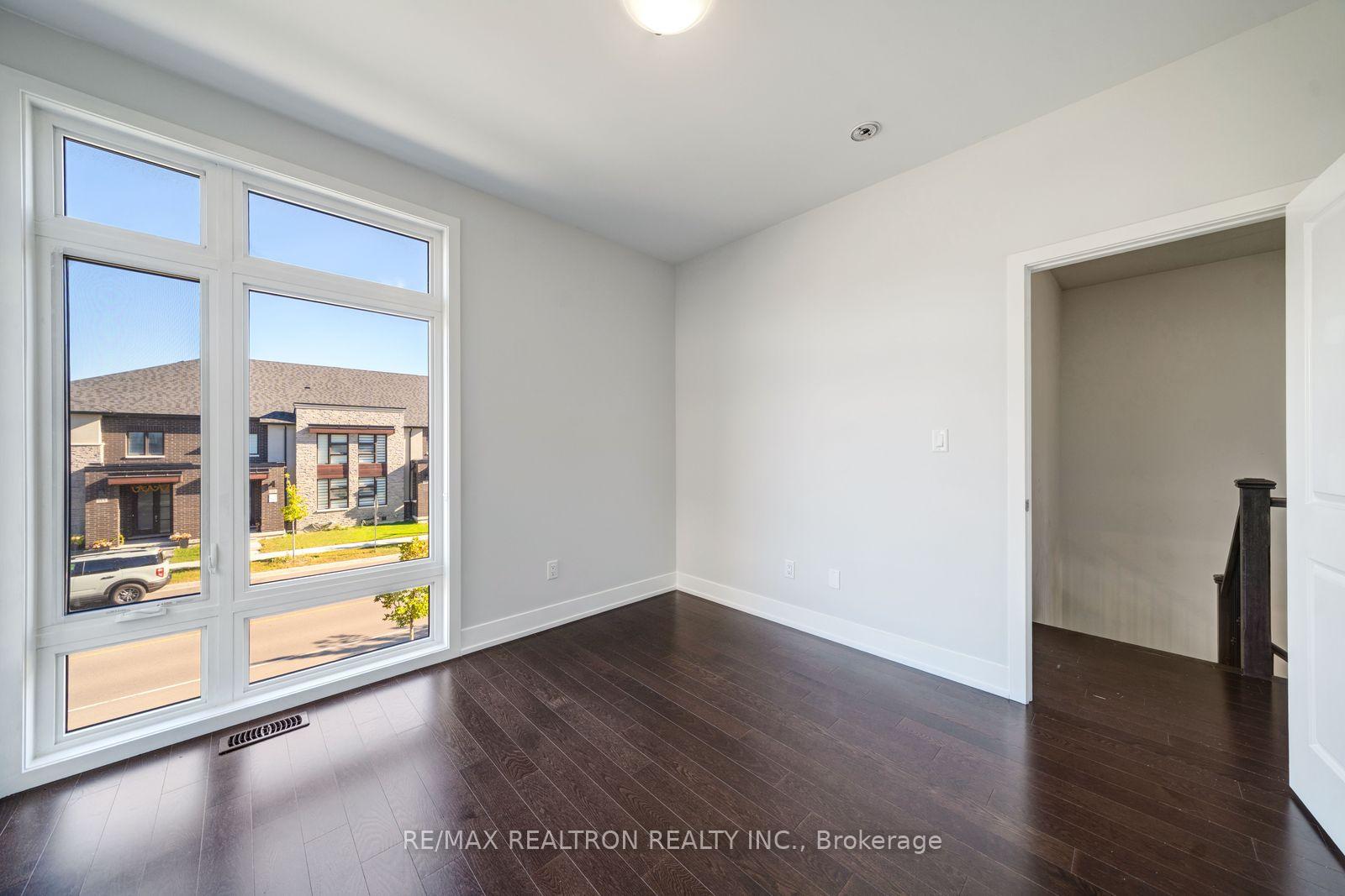 Photo 38 of 208 Coronation Road, Whitby, Rural Whitby — HOMEH