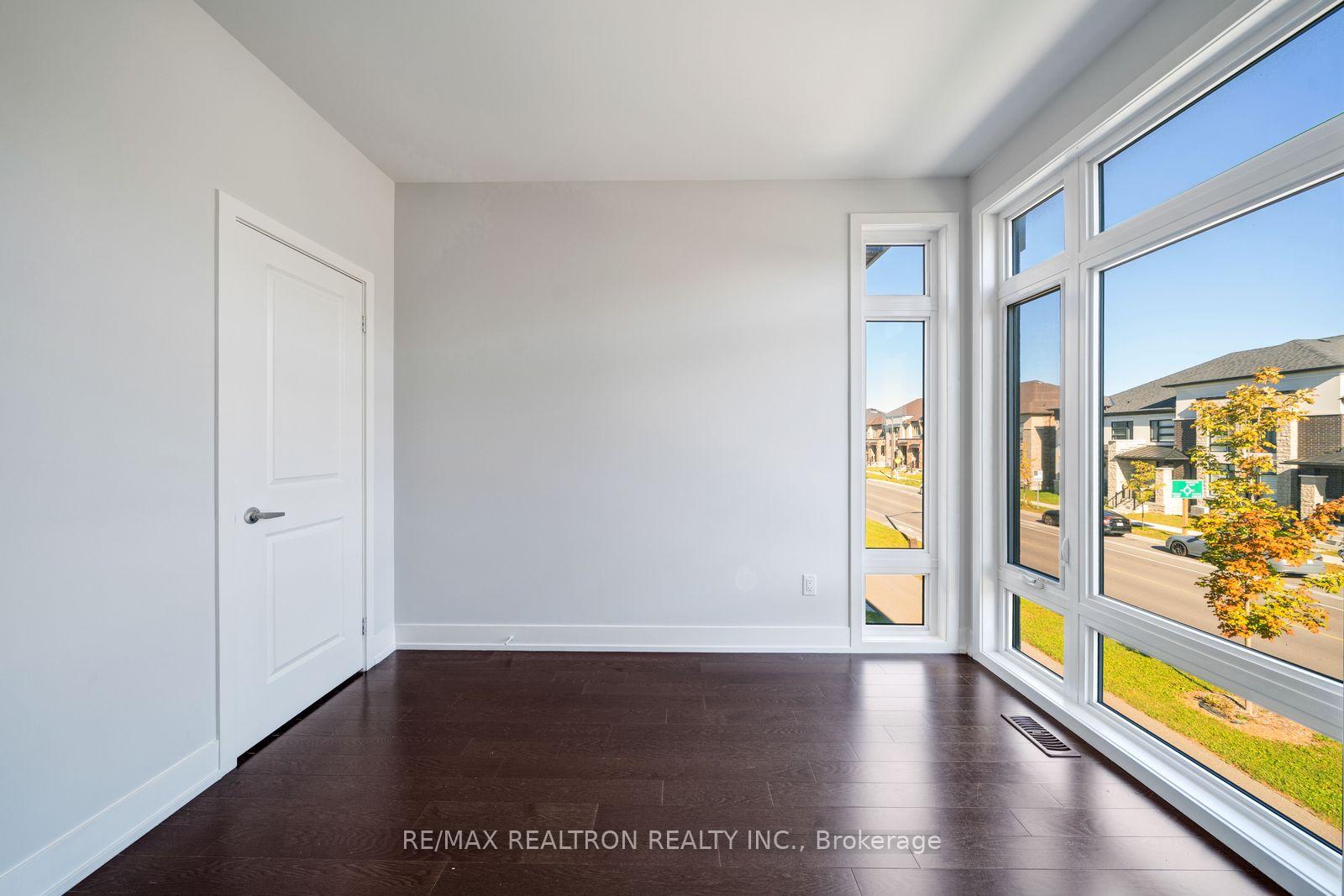 Photo 39 of 208 Coronation Road, Whitby, Rural Whitby — HOMEH