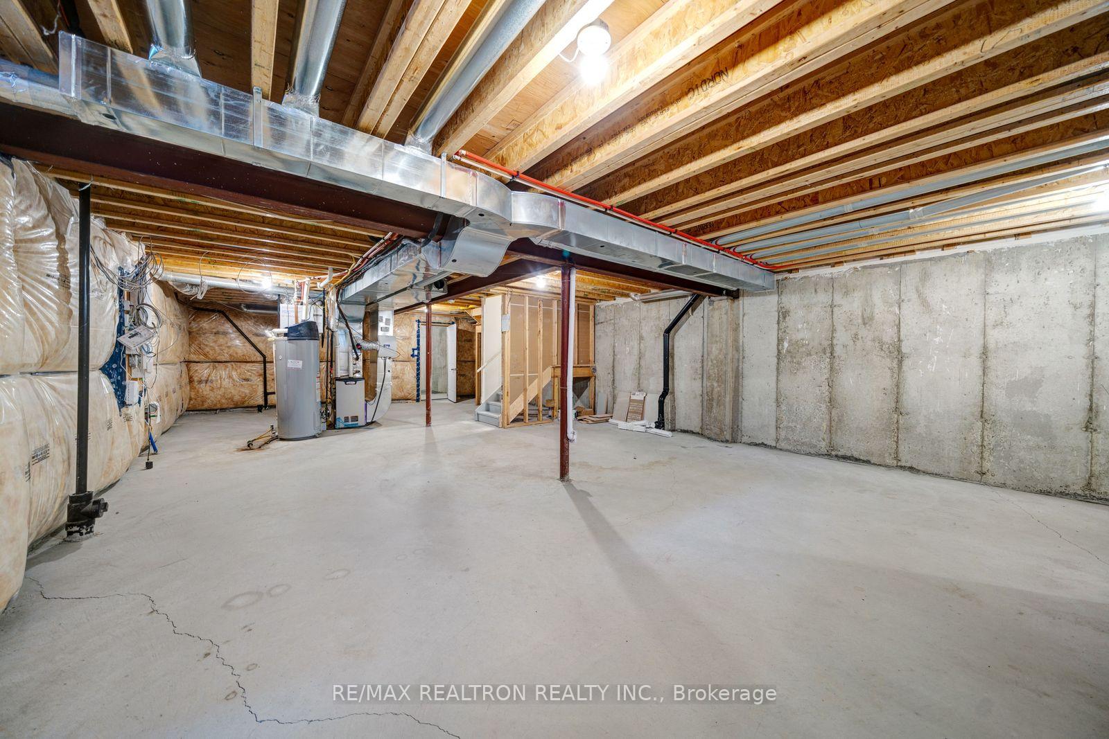 Photo 45 of 208 Coronation Road, Whitby, Rural Whitby — HOMEH