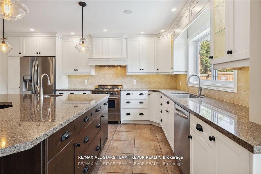 Photo 8 of 23 Litner Crescent, Georgina, Keswick North — HOMEH