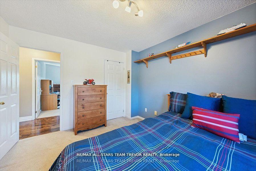 Photo 25 of 23 Litner Crescent, Georgina, Keswick North — HOMEH