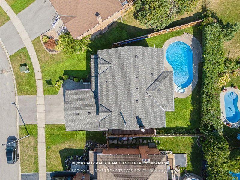 Photo 35 of 23 Litner Crescent, Georgina, Keswick North — HOMEH