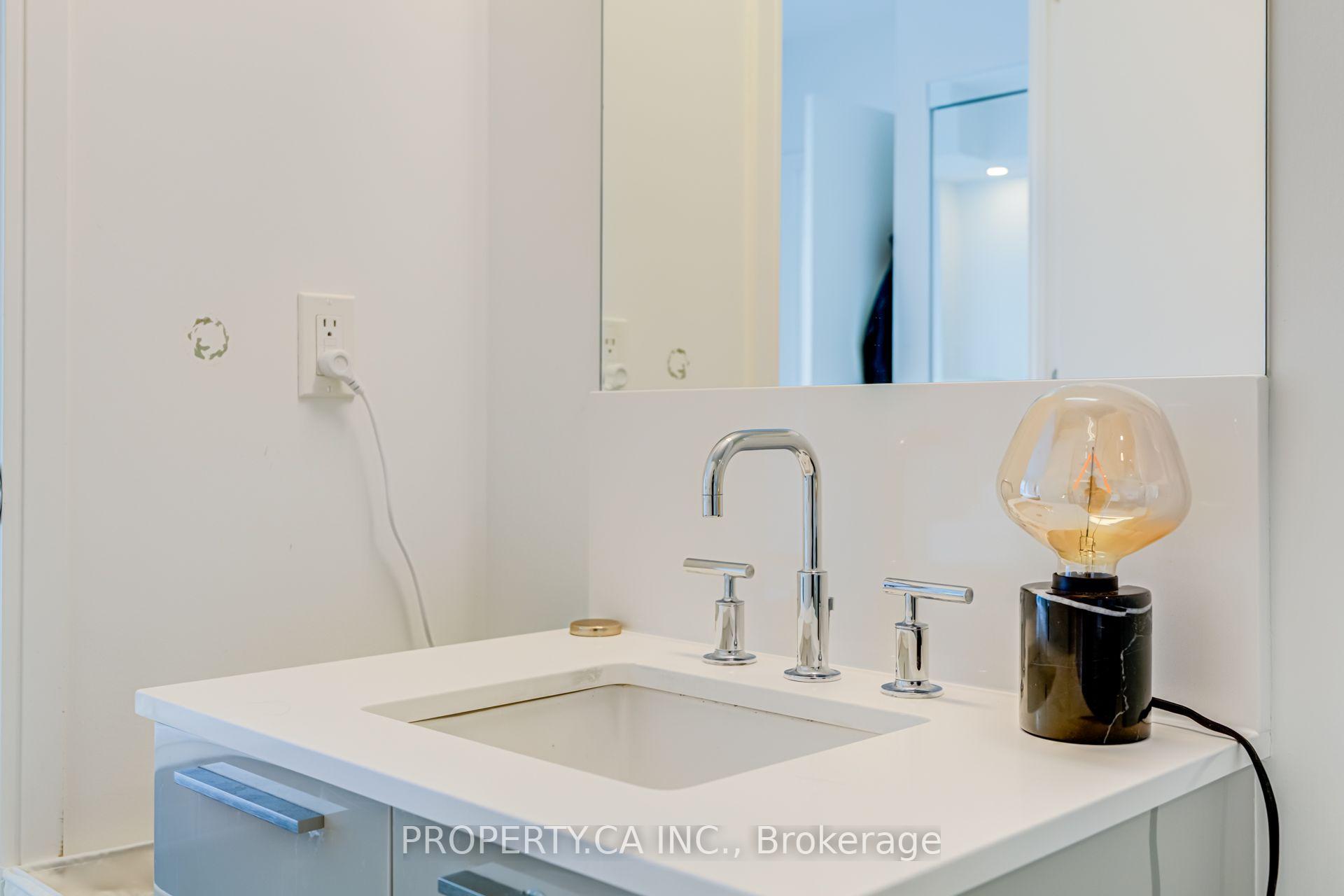 Photo 14 of Unit 1709, 3 Gloucester Street, Toronto, Church-Yonge Corridor — HOMEH