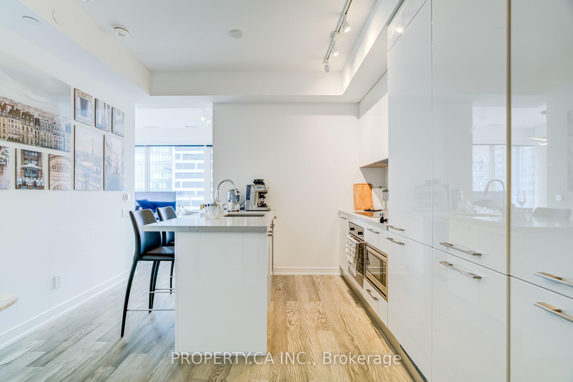 Photo 20 of Unit 1709, 3 Gloucester Street, Toronto, Church-Yonge Corridor — HOMEH