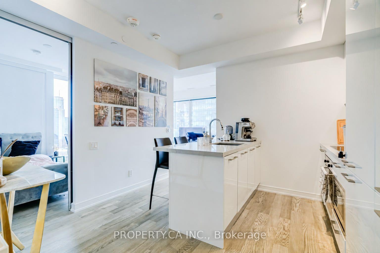 Photo 22 of Unit 1709, 3 Gloucester Street, Toronto, Church-Yonge Corridor — HOMEH