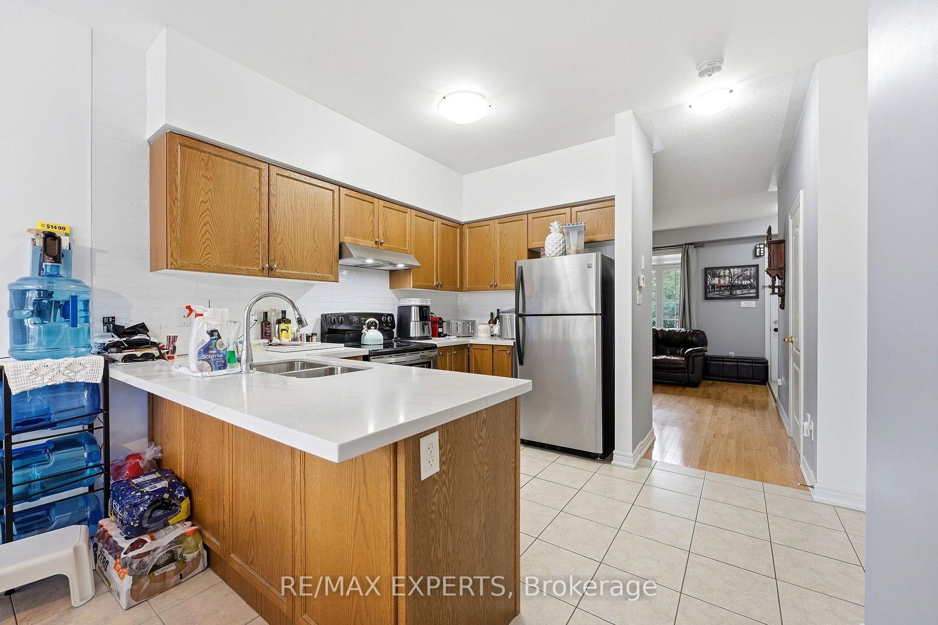 Photo 9 of 5 Parrotta Drive, North York, Humberlea-Pelmo Park — HOMEH