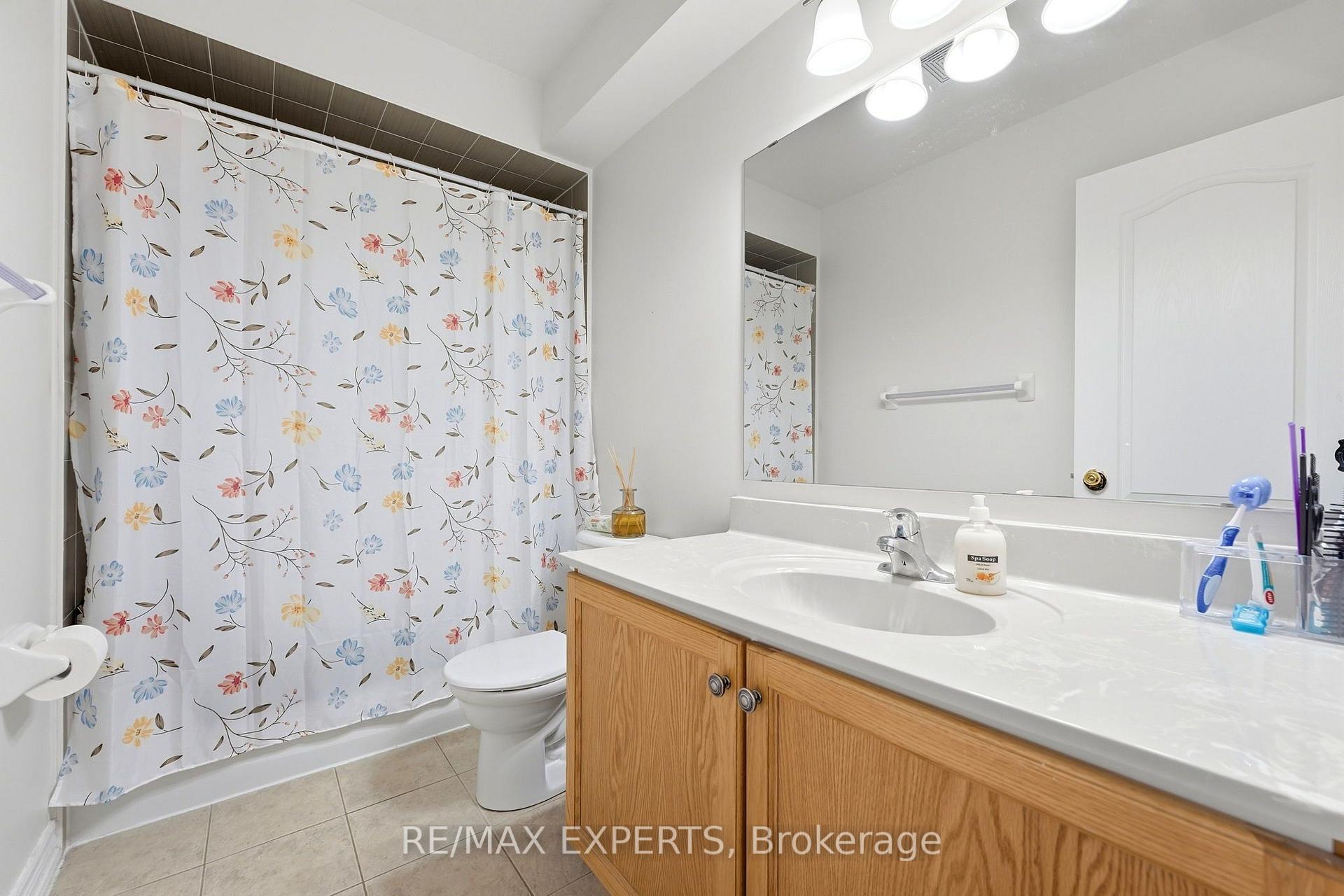 Photo 17 of 5 Parrotta Drive, North York, Humberlea-Pelmo Park — HOMEH