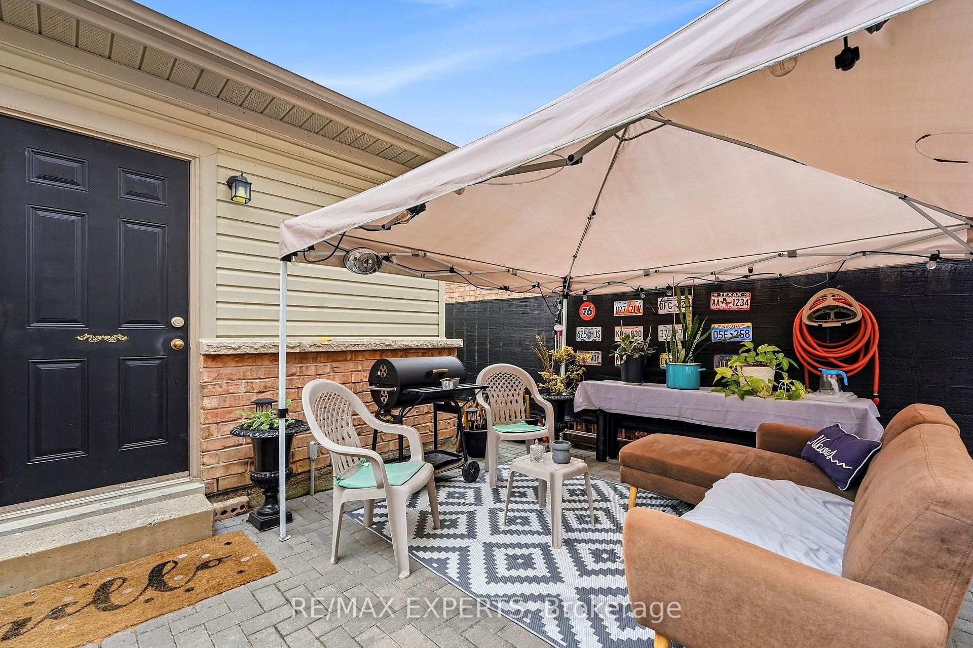 Photo 24 of 5 Parrotta Drive, North York, Humberlea-Pelmo Park — HOMEH