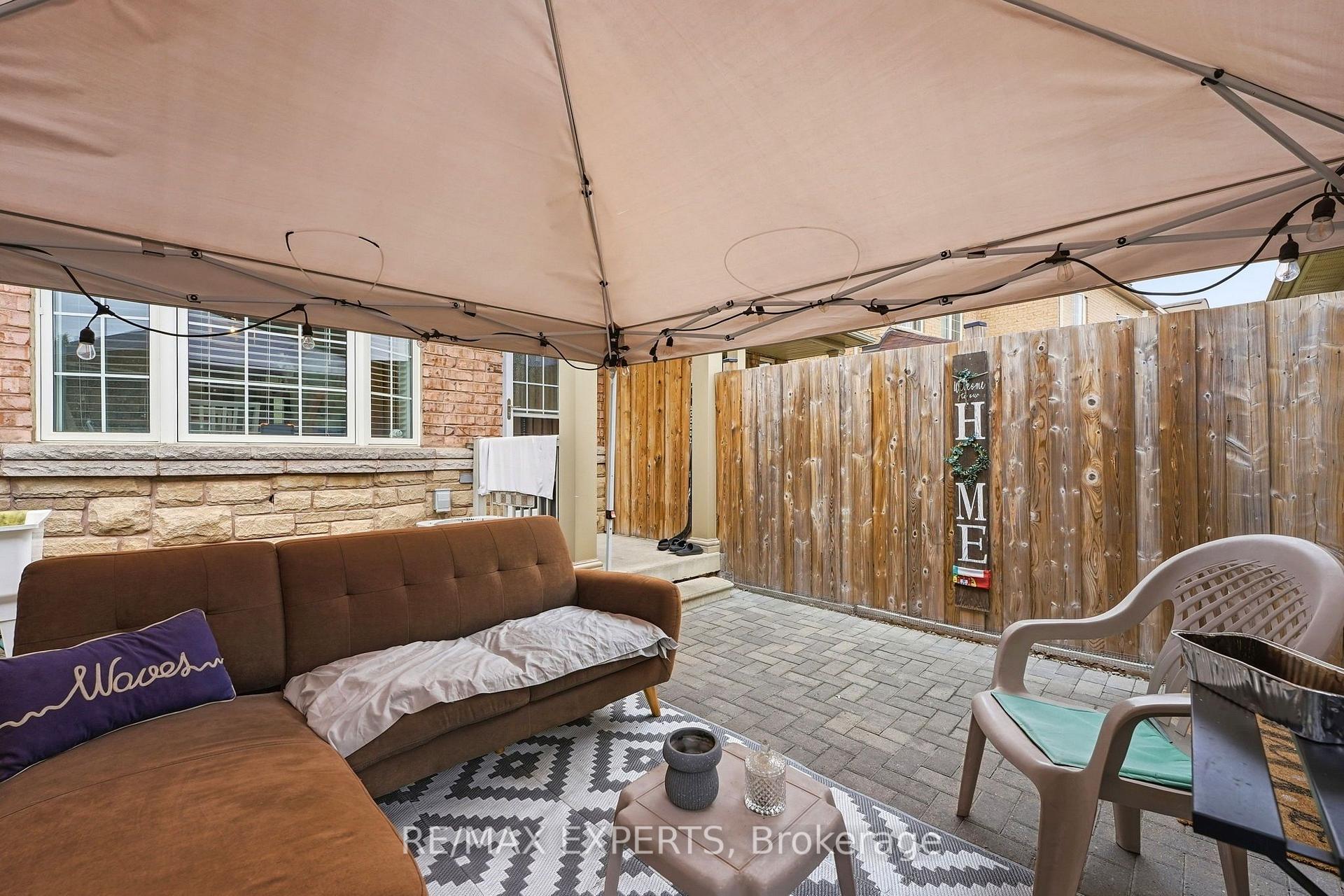 Photo 25 of 5 Parrotta Drive, North York, Humberlea-Pelmo Park — HOMEH