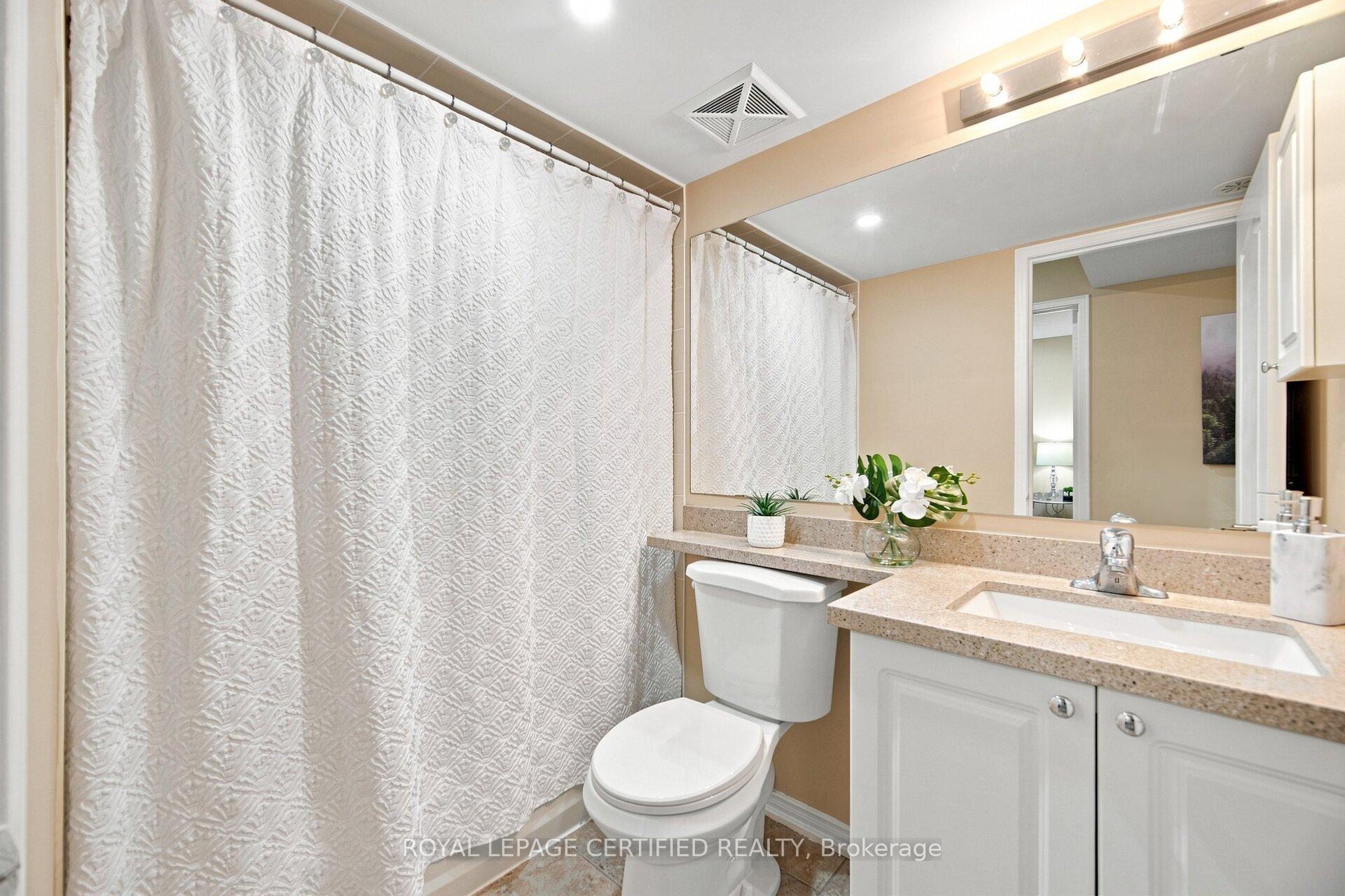 Photo 28 of Unit 25, 2551 Sixth Line, Oakville, River Oaks — HOMEH