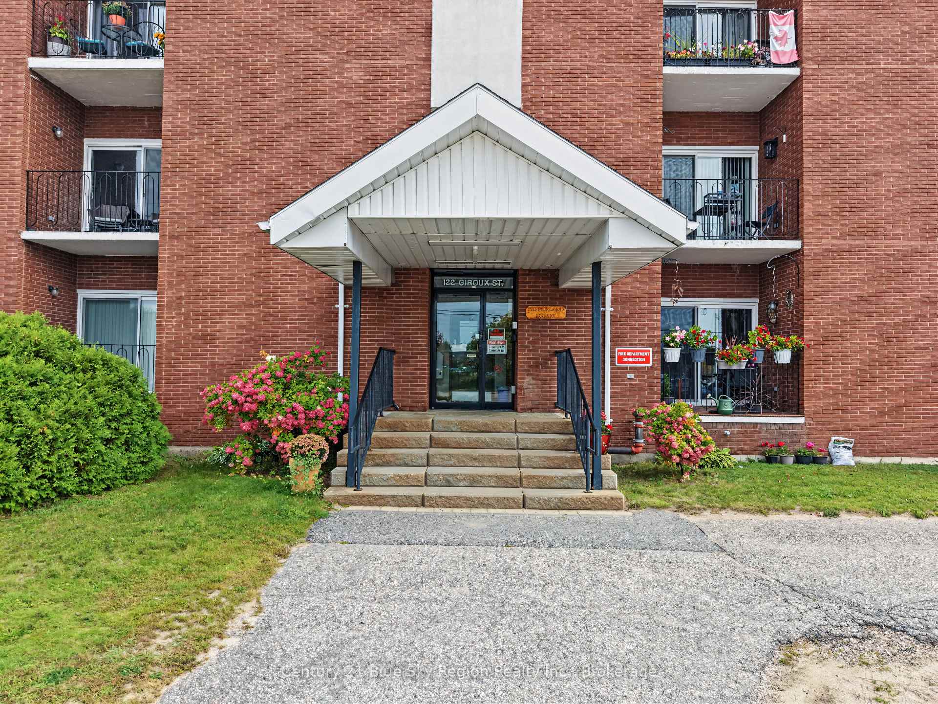 Photo 1 of Unit 401, 122 Giroux Street, North Bay, Widdifield — HOMEH