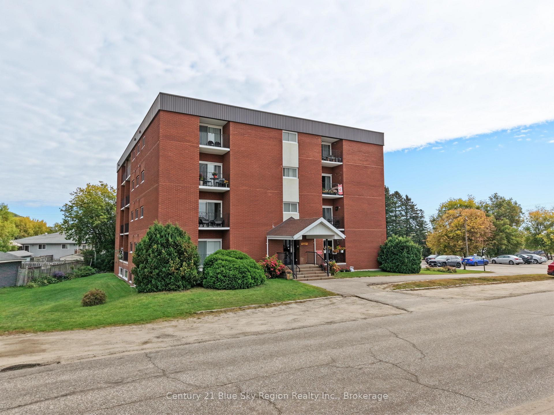 Photo 3 of Unit 401, 122 Giroux Street, North Bay, Widdifield — HOMEH
