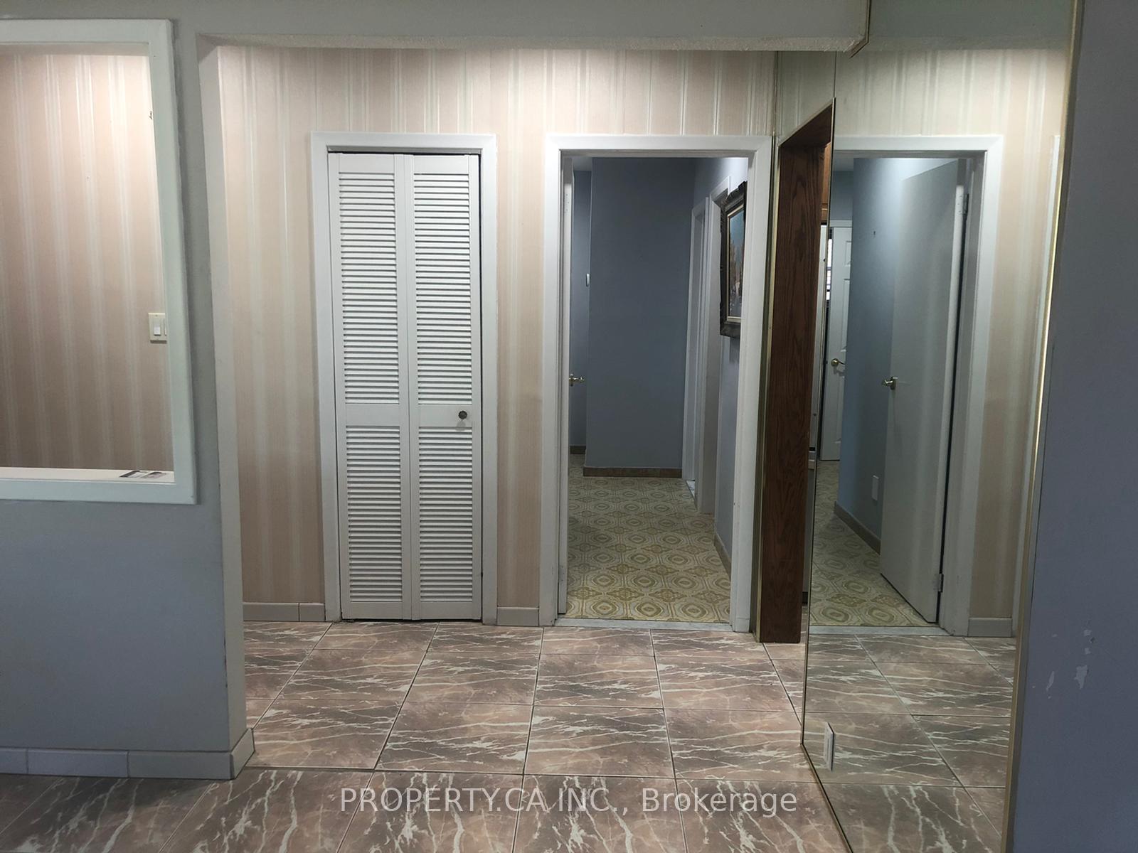 Photo 7 of Unit Upper, 113 Westhumber Boulevard, Etobicoke, West Humber-Clairville — HOMEH