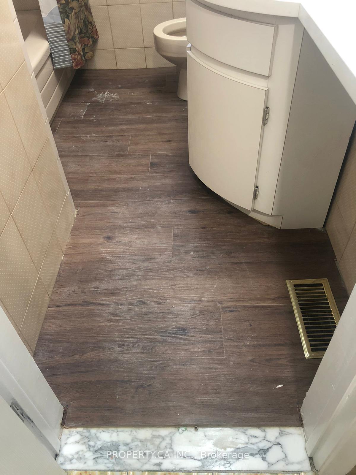 Photo 11 of Unit Upper, 113 Westhumber Boulevard, Etobicoke, West Humber-Clairville — HOMEH
