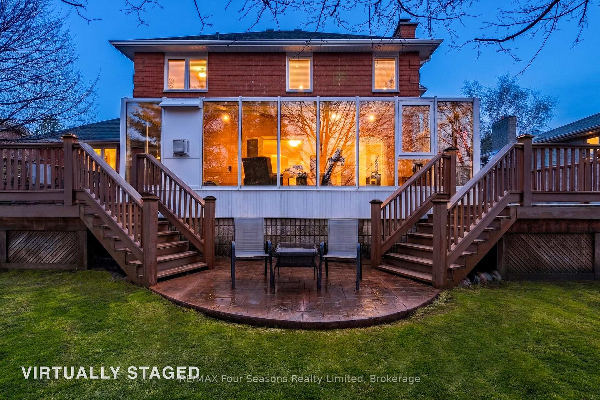 Photo 11 of 16 Carmichael Crescent, Collingwood — HOMEH
