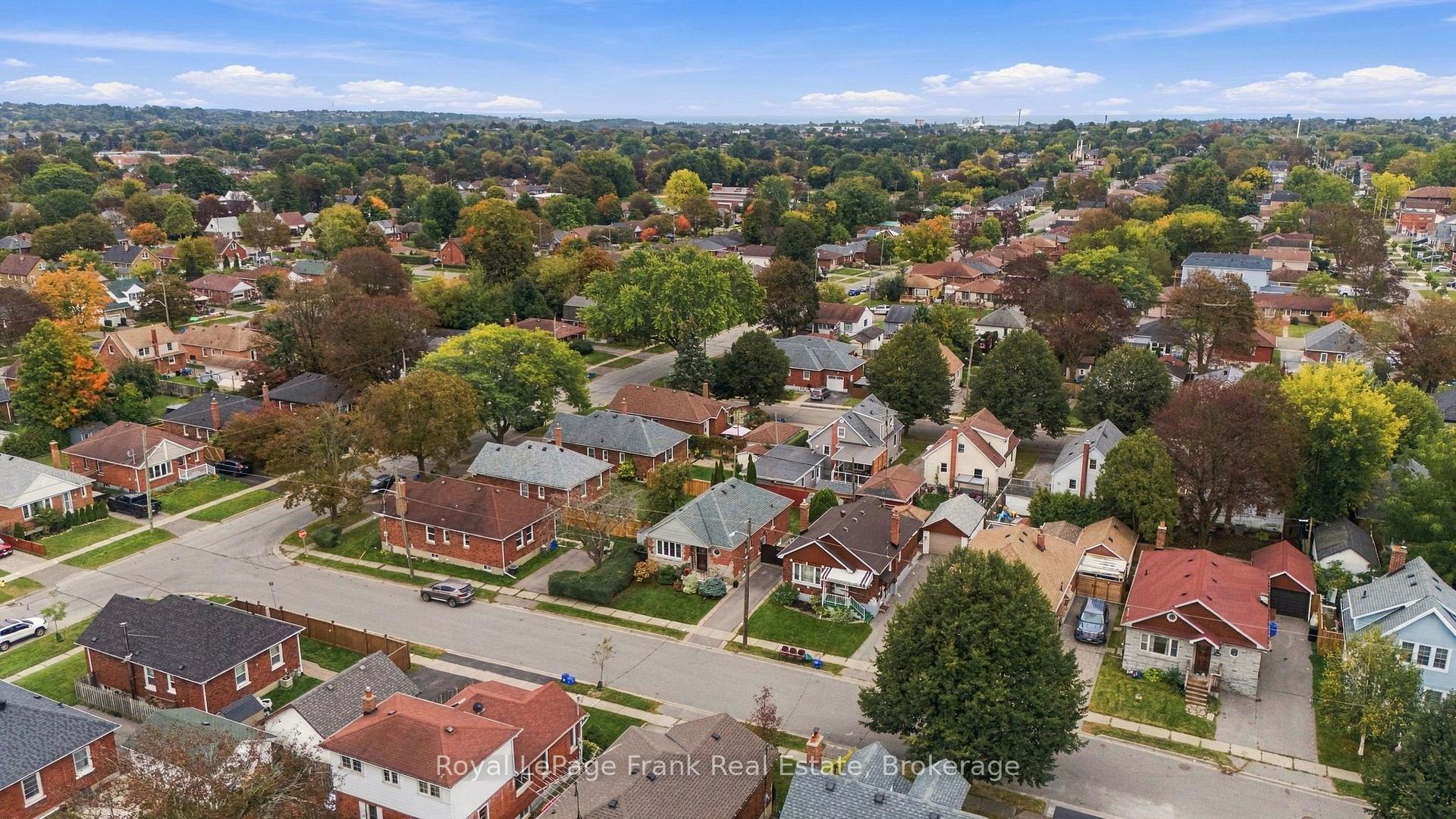 Photo 39 of 379 Arthur Street, Oshawa, Central — HOMEH