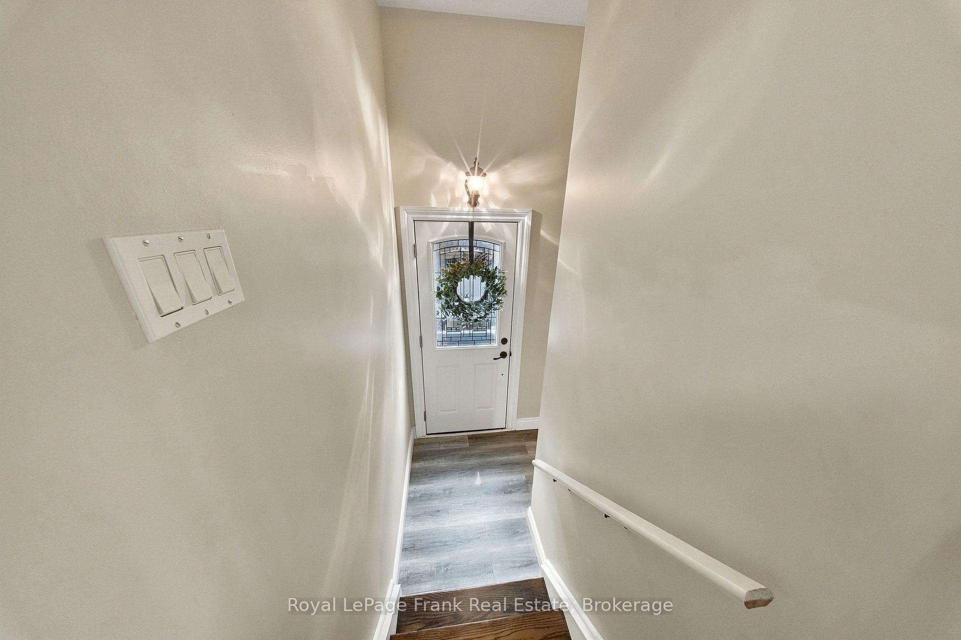Photo 21 of 379 Arthur Street, Oshawa, Central — HOMEH