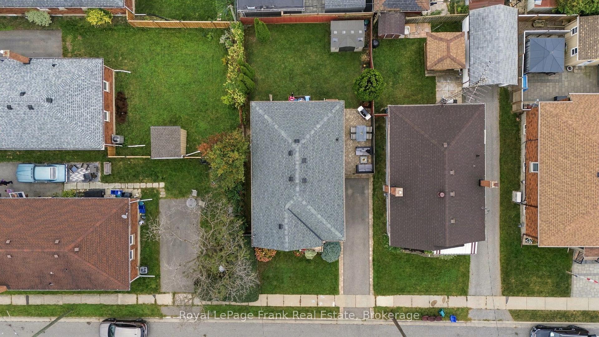 Photo 35 of 379 Arthur Street, Oshawa, Central — HOMEH