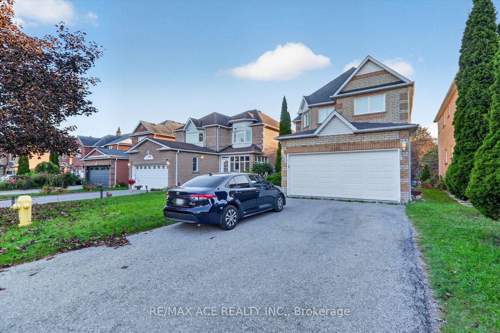 Photo 2 of 1446 Sandhurst Crescent, Pickering, Highbush — HOMEH