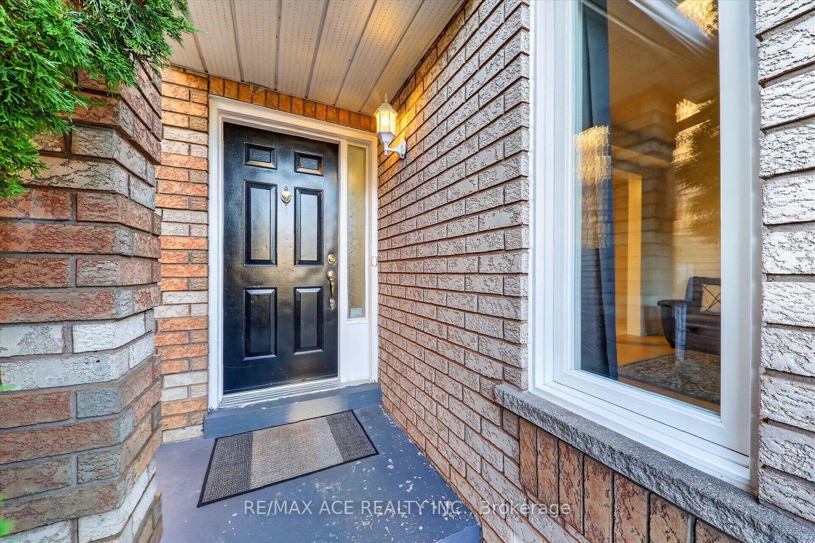 Photo 5 of 1446 Sandhurst Crescent, Pickering, Highbush — HOMEH