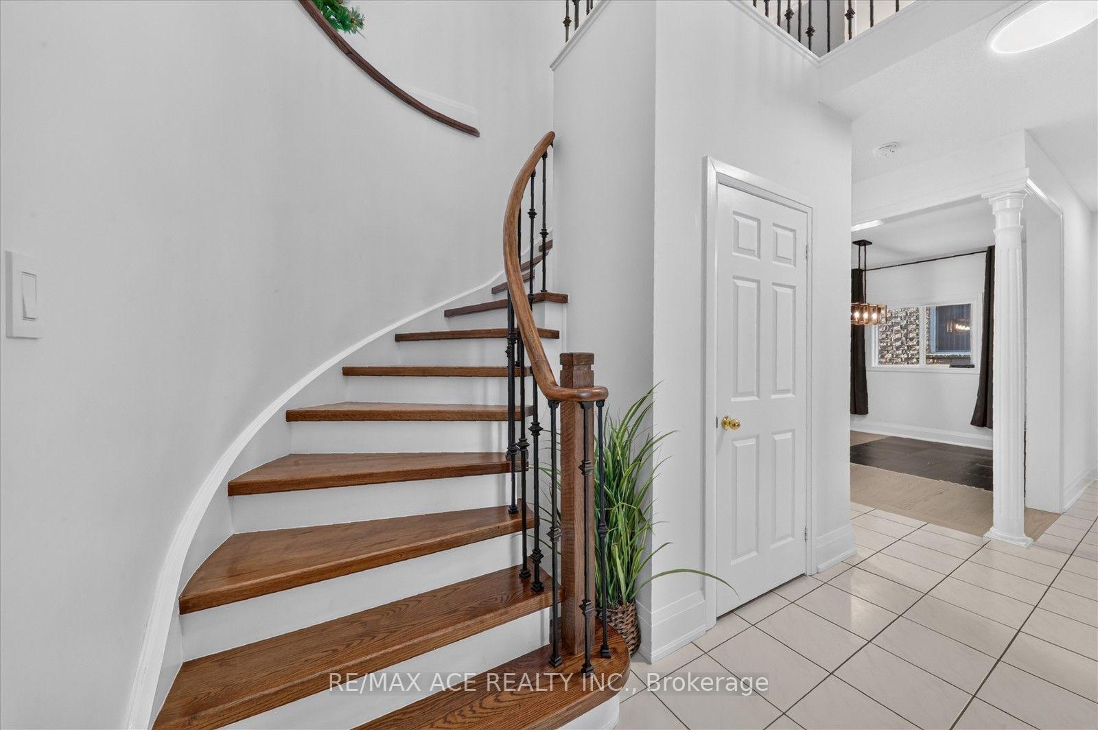 Photo 7 of 1446 Sandhurst Crescent, Pickering, Highbush — HOMEH