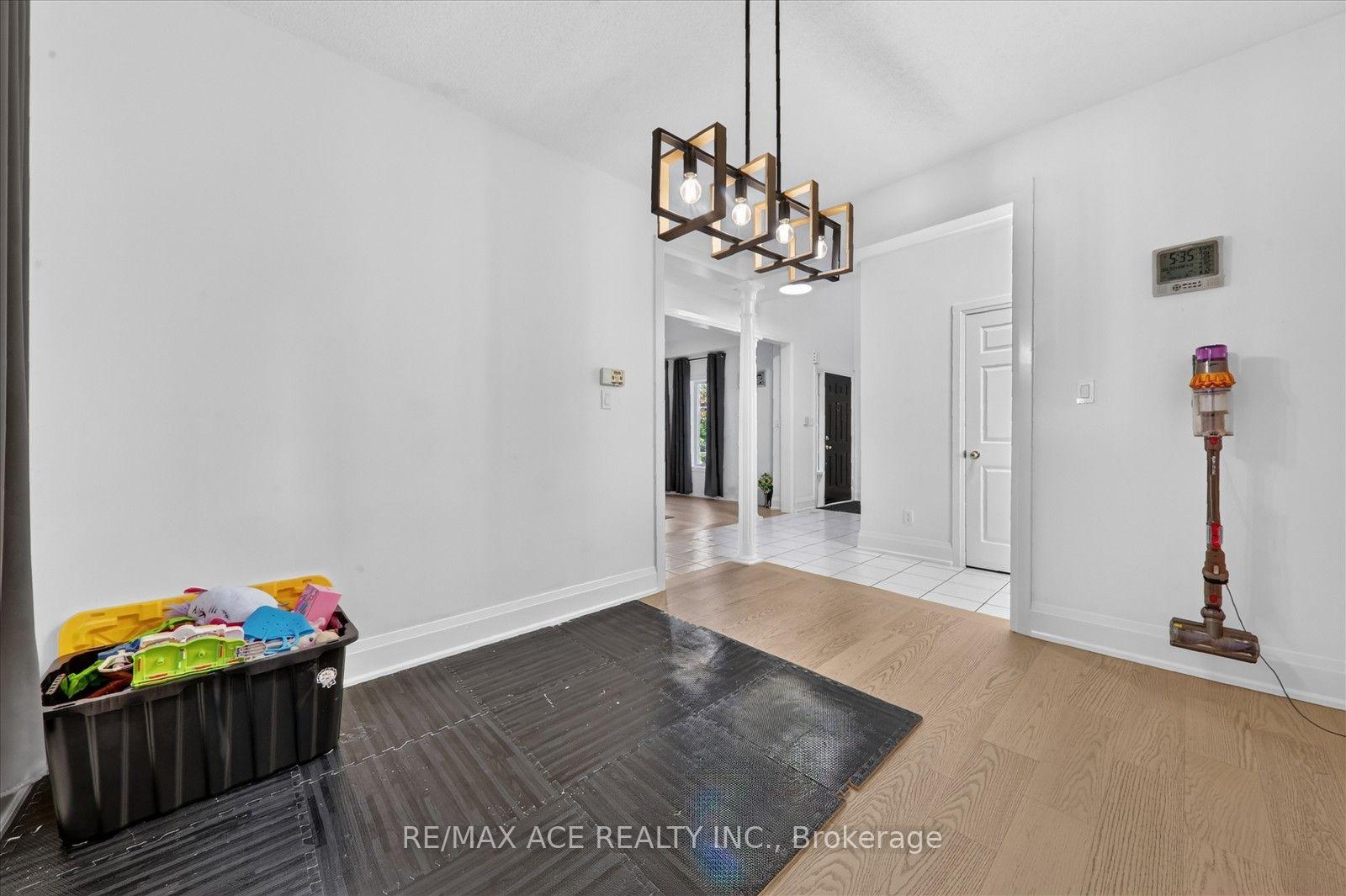 Photo 12 of 1446 Sandhurst Crescent, Pickering, Highbush — HOMEH
