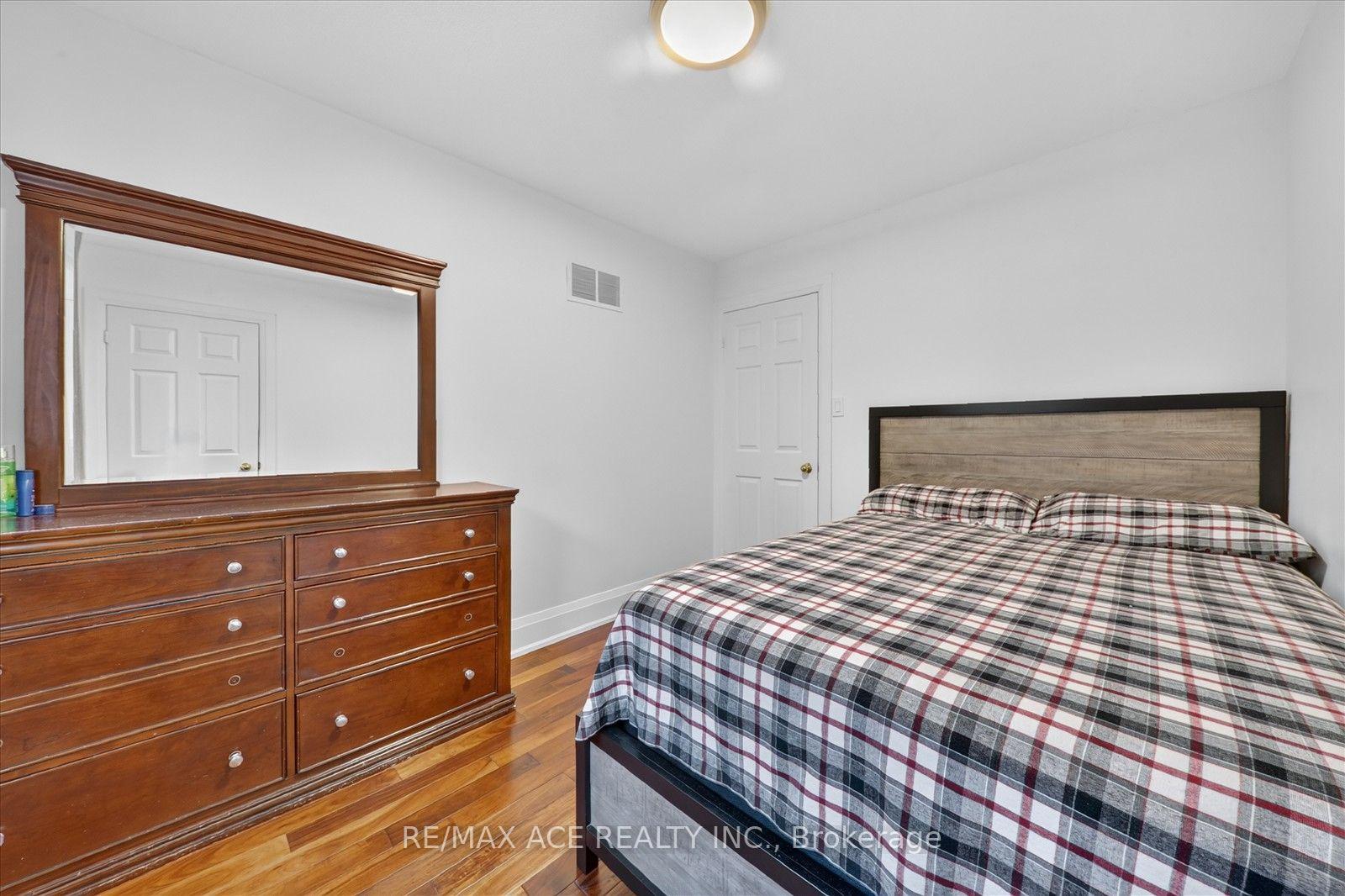 Photo 27 of 1446 Sandhurst Crescent, Pickering, Highbush — HOMEH