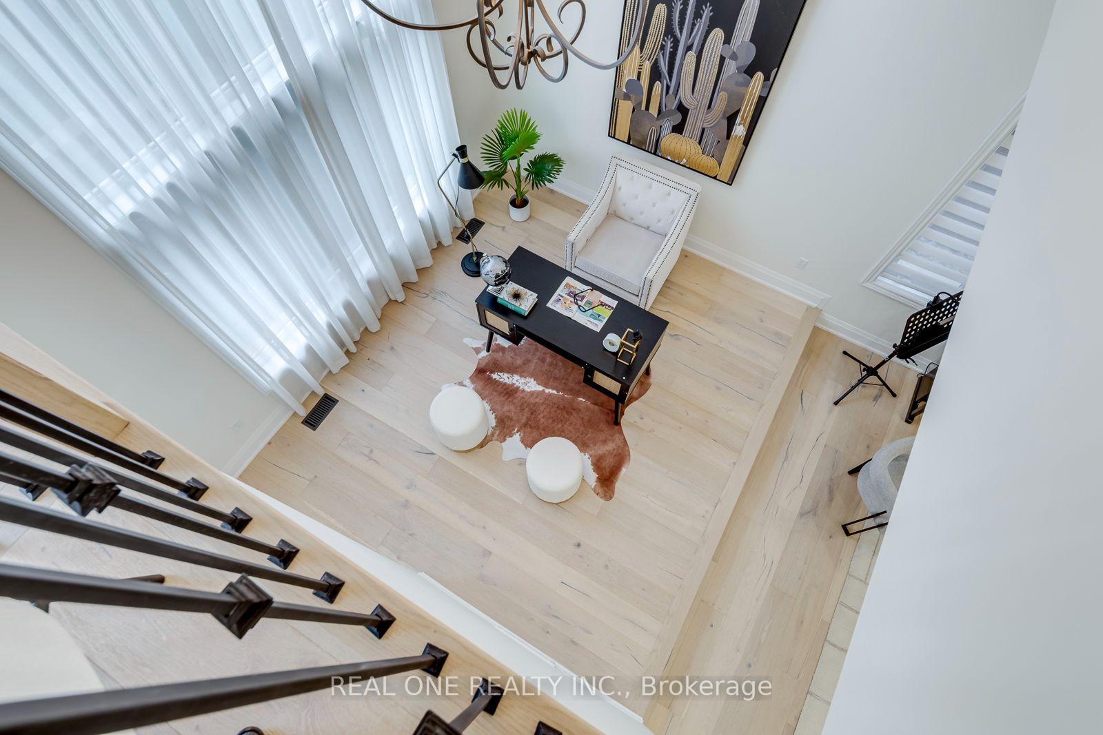 Photo 6 of 2456 Bon Echo Drive, Oakville, Joshua Creek — HOMEH