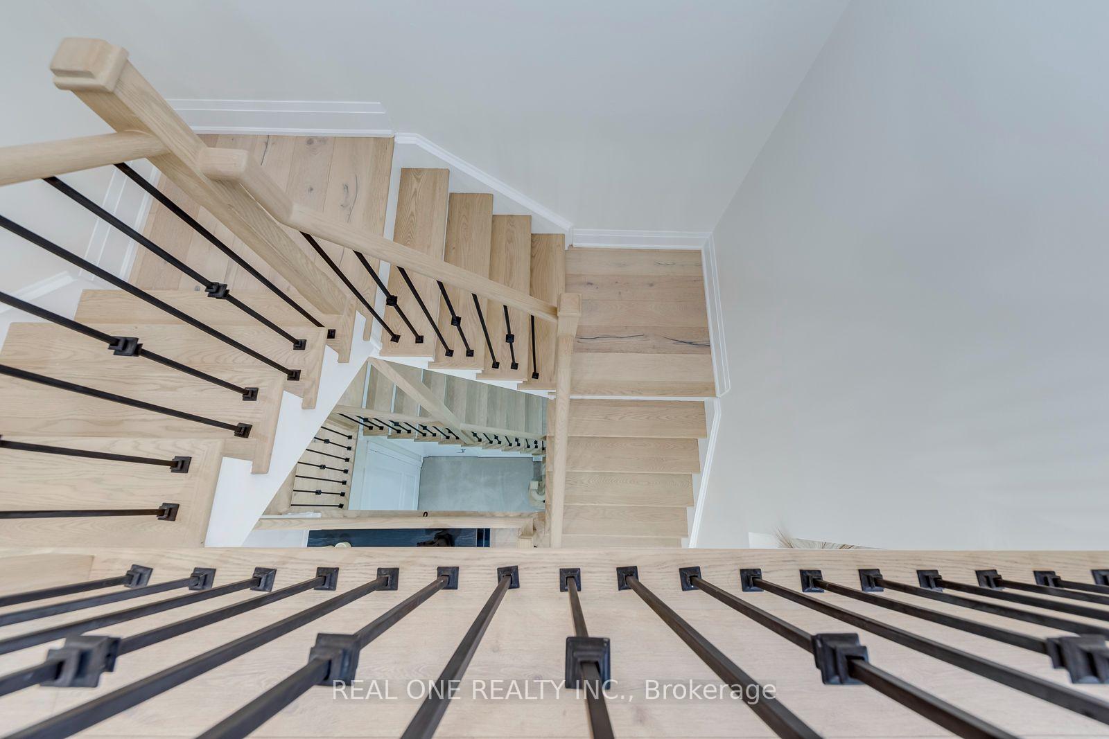 Photo 24 of 2456 Bon Echo Drive, Oakville, Joshua Creek — HOMEH