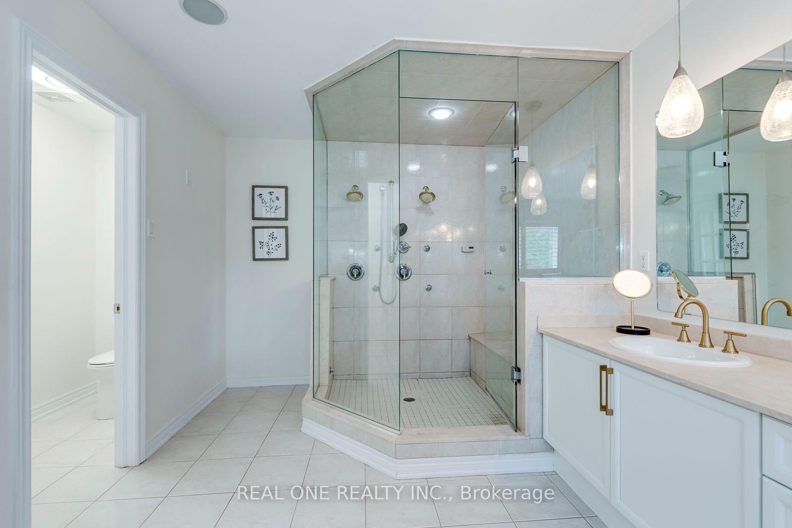 Photo 32 of 2456 Bon Echo Drive, Oakville, Joshua Creek — HOMEH