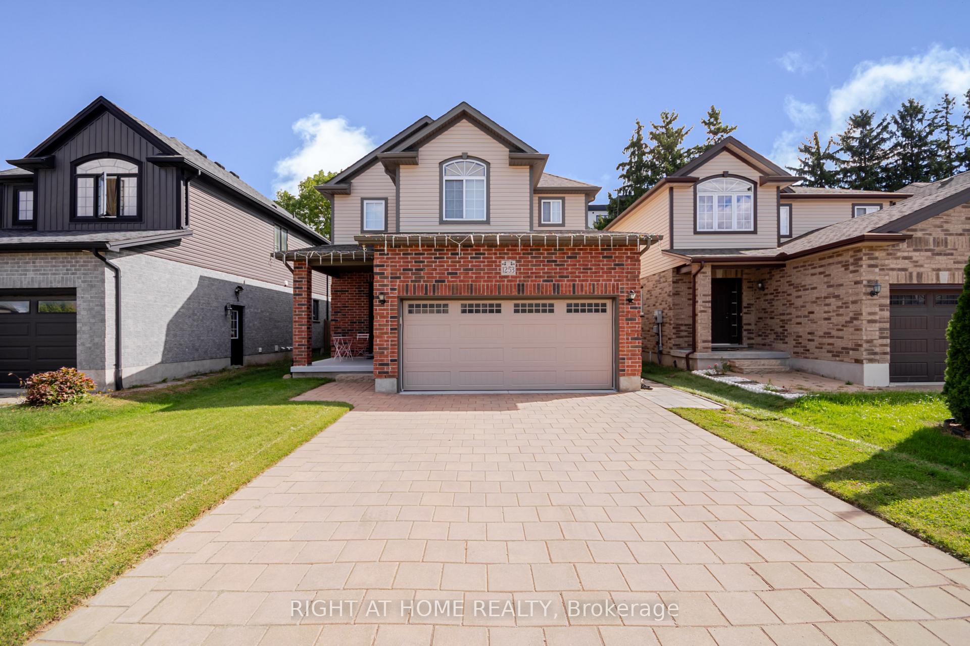 Photo of 1253 Howlett Circle