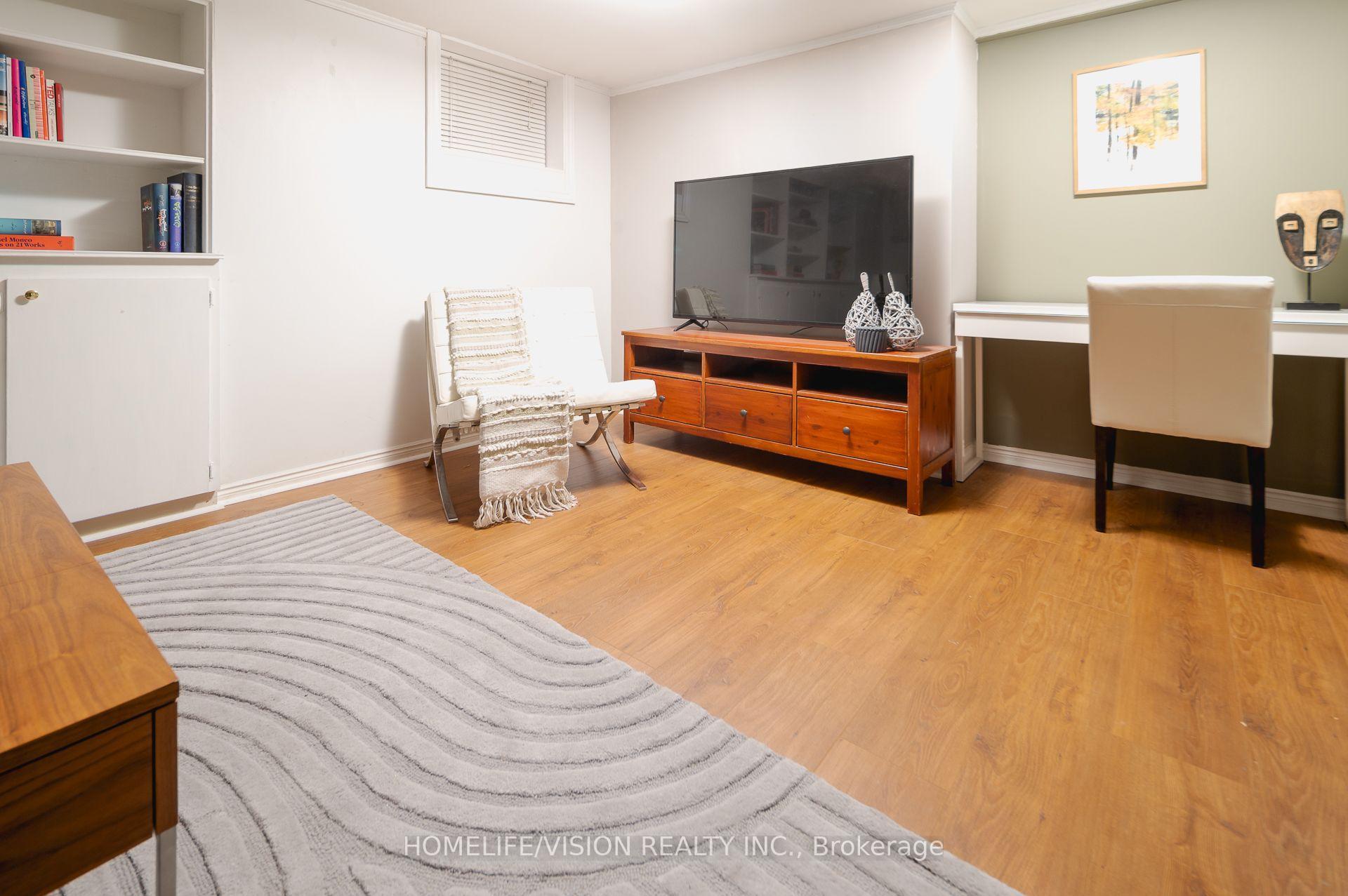 Photo 24 of 45 Mcrae Drive, Toronto, Leaside — HOMEH