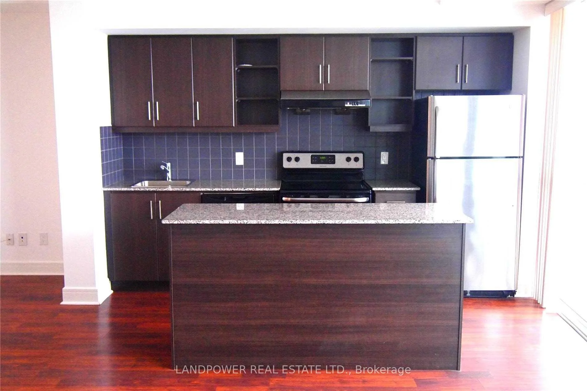 Photo 9 of Unit 1002, 35 Brian Peck Crescent, Toronto, Thorncliffe Park — HOMEH