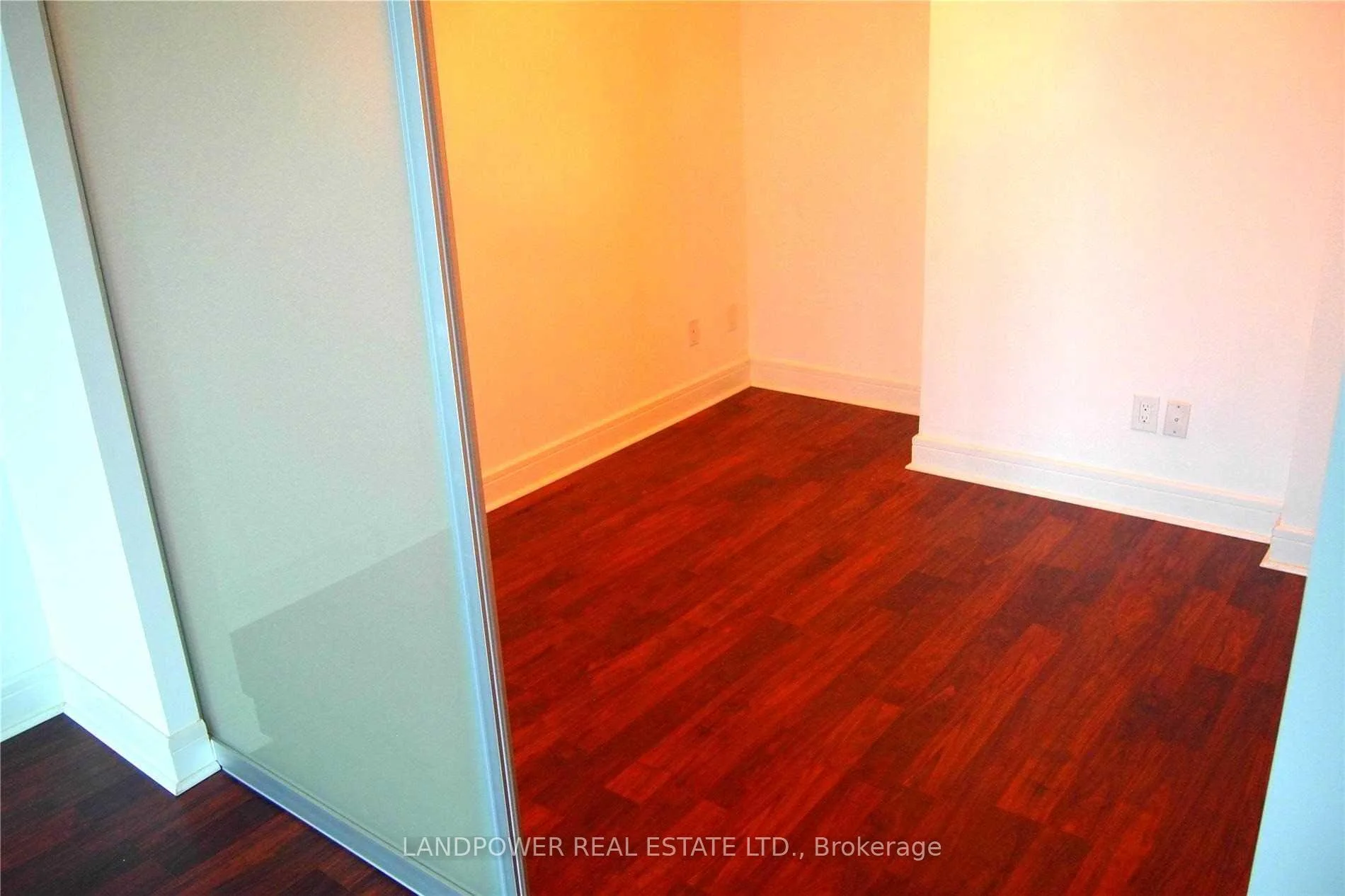Photo 12 of Unit 1002, 35 Brian Peck Crescent, Toronto, Thorncliffe Park — HOMEH