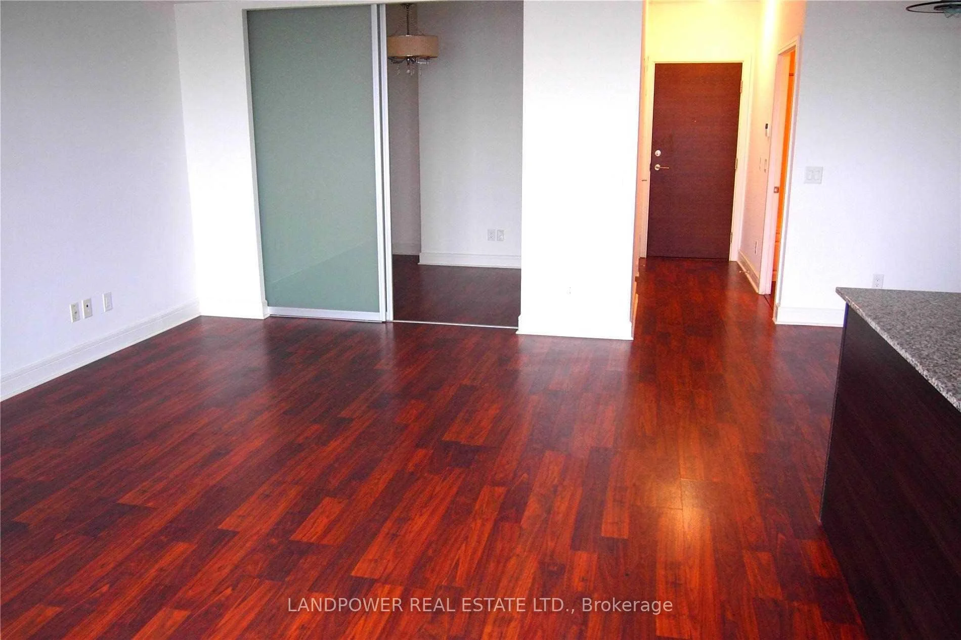 Photo 14 of Unit 1002, 35 Brian Peck Crescent, Toronto, Thorncliffe Park — HOMEH