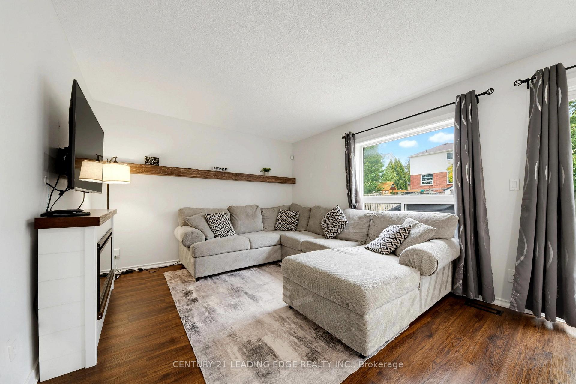 Photo 14 of 75 Hooper Square, Clarington, Bowmanville — HOMEH
