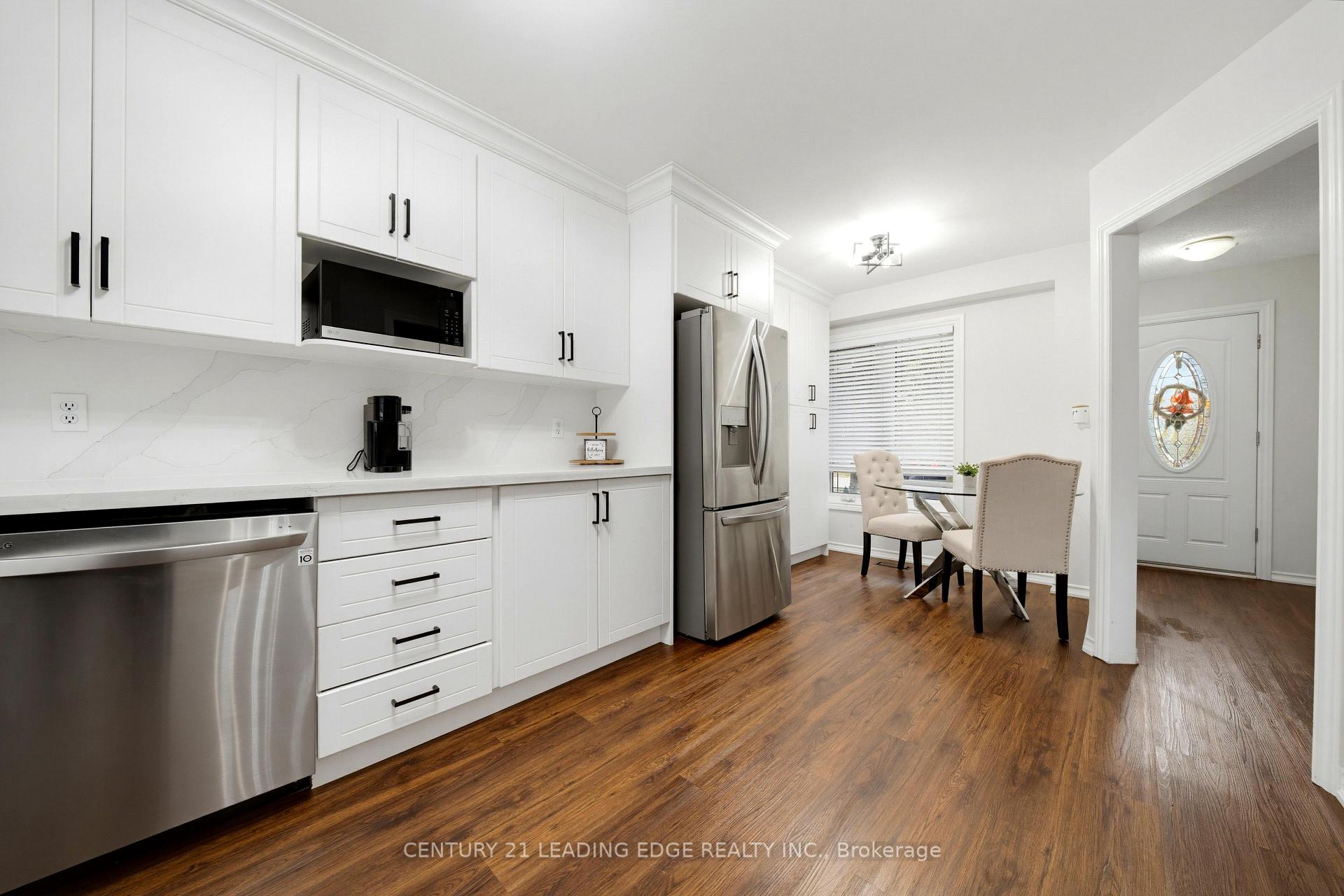 Photo 21 of 75 Hooper Square, Clarington, Bowmanville — HOMEH